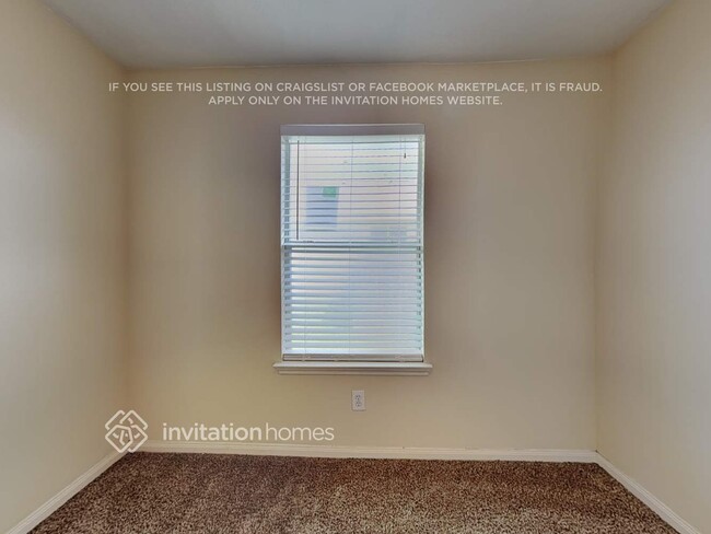 Building Photo - 22218 Doubletree Park Dr