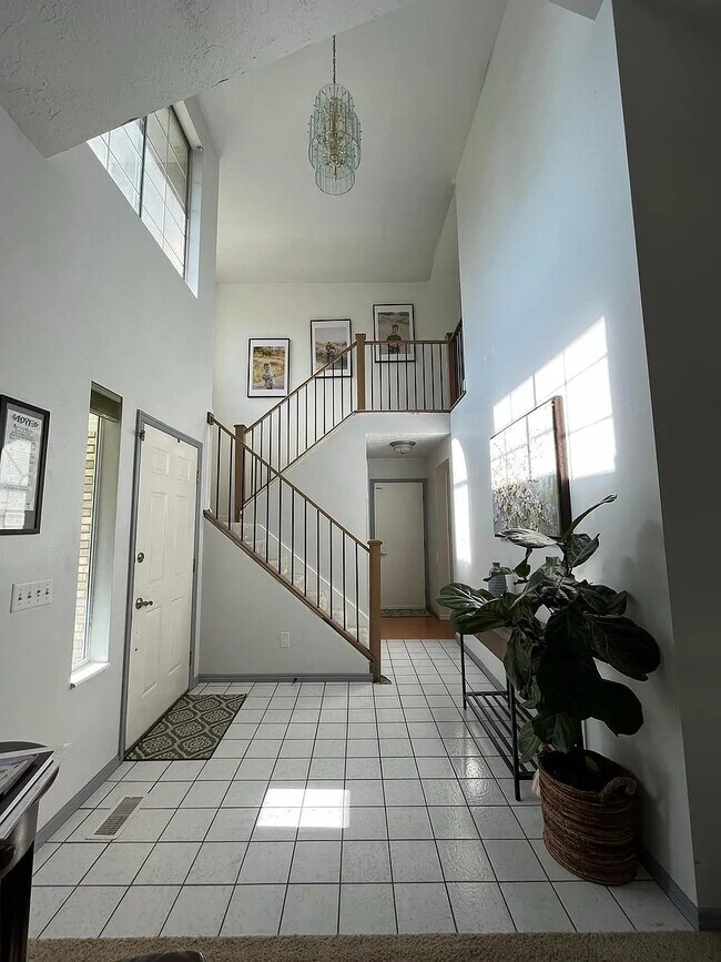 Building Photo - 10361 Ashley Park Dr
