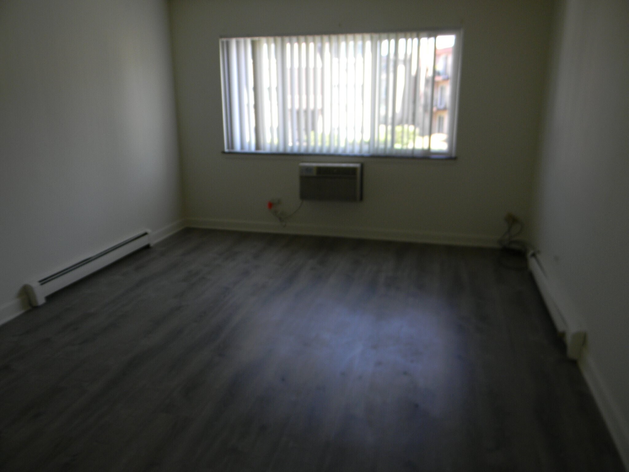 Building Photo - 1310 S Sir Galahad Ln