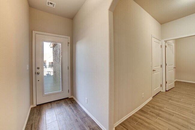 Building Photo - 3/2/2 Brand New Luxury Patio Home