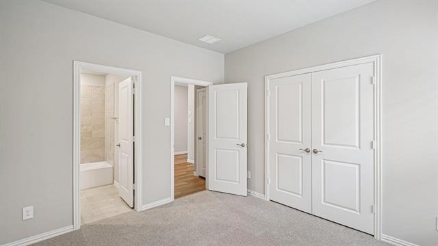 Building Photo - 602 Midnight Oak Dr