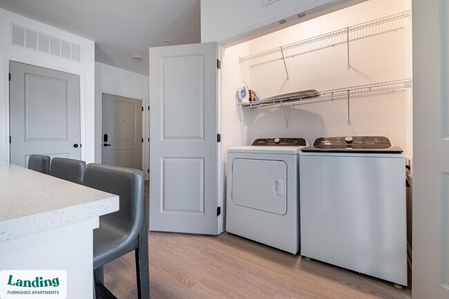 Building Photo - 100 Wilton Cir