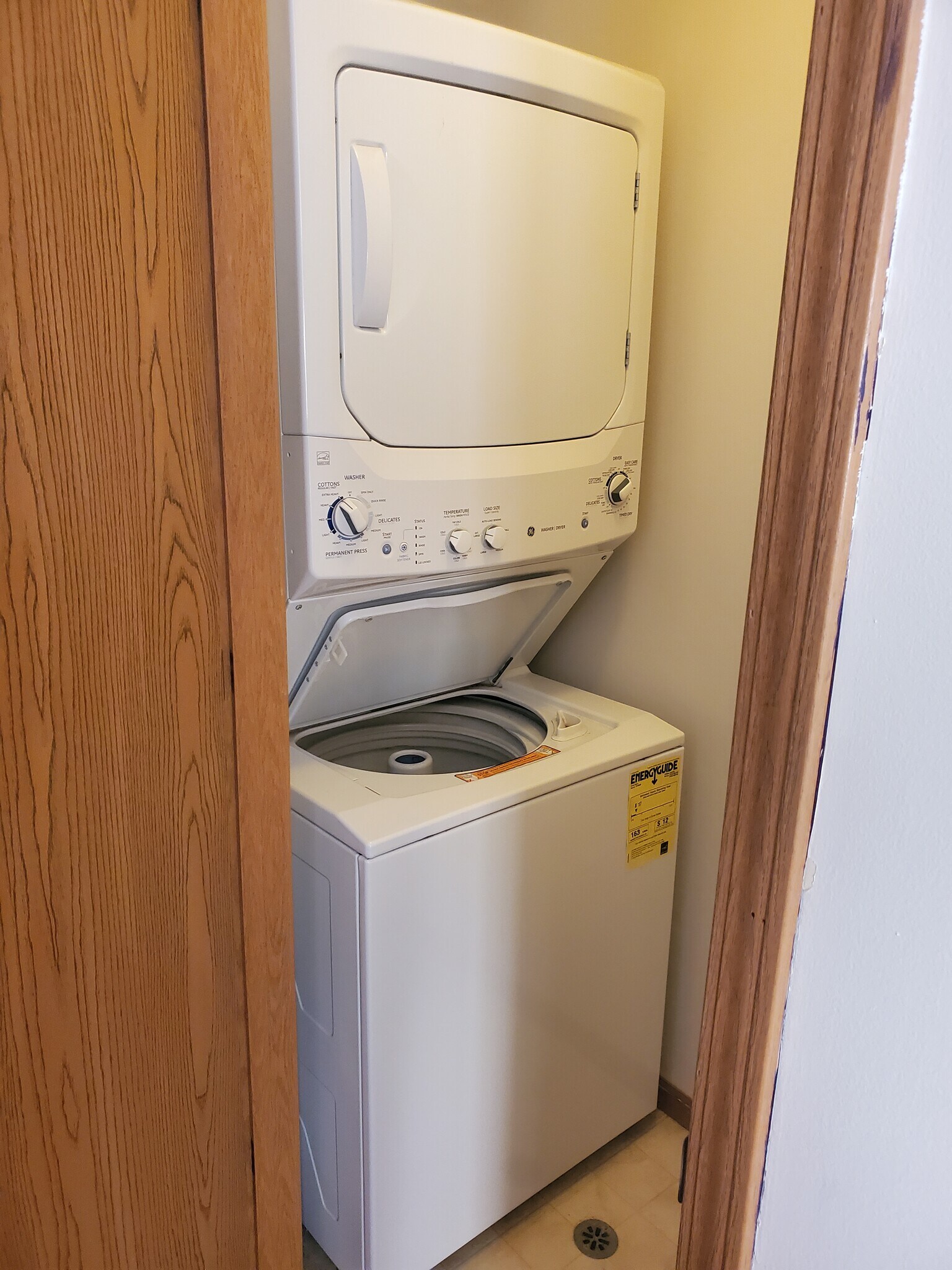 Laundry - 551 Leah Ln