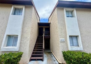 Building Photo - 2612 Hidden Lake Dr N