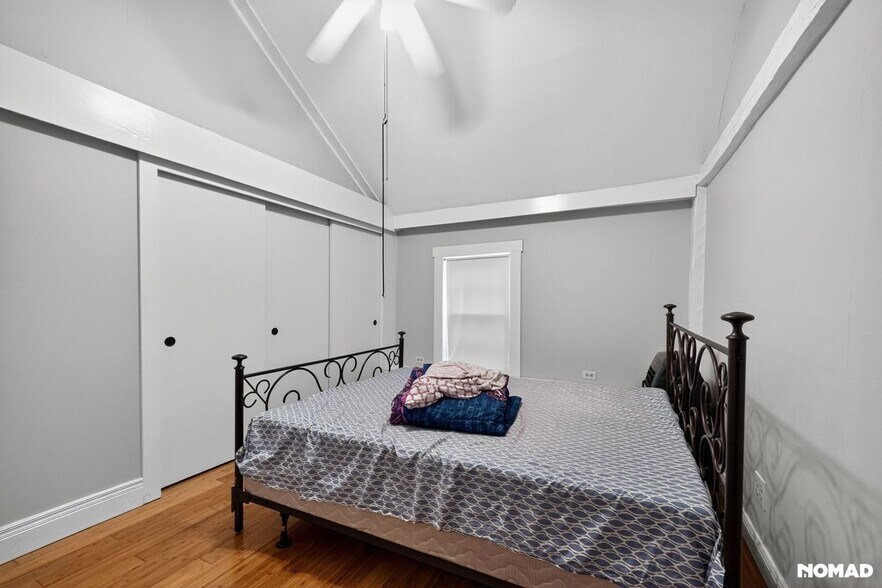 Building Photo - 53 W Broadway