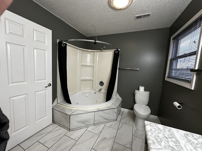 Building Photo - 1103 Prestwick Point