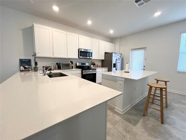 Building Photo - 6021 Blissful St