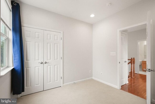Building Photo - 8857 Yellow Hammer Dr