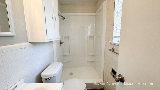 Building Photo - 3403 Bangor Dr