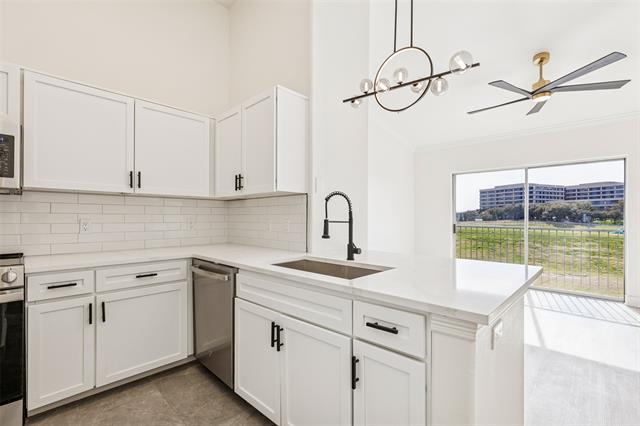 Building Photo - 330 Las Colinas Blvd E