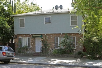 Building Photo - Green Haven
