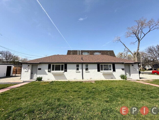 Building Photo - 2544-2548 S 200 E