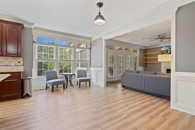 Building Photo - Apex Rental with Renovated Attic, Screened...