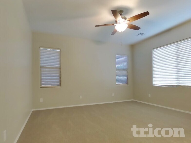 Building Photo - 1689 S 235th Dr
