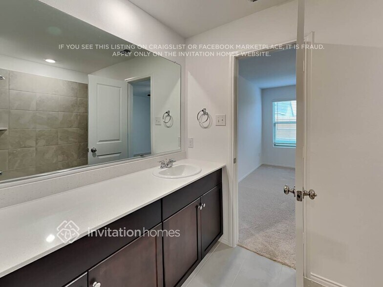 Building Photo - 316 Pueblo Bonito Trl