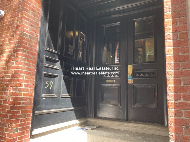 Building Photo - 57 Pinckney St