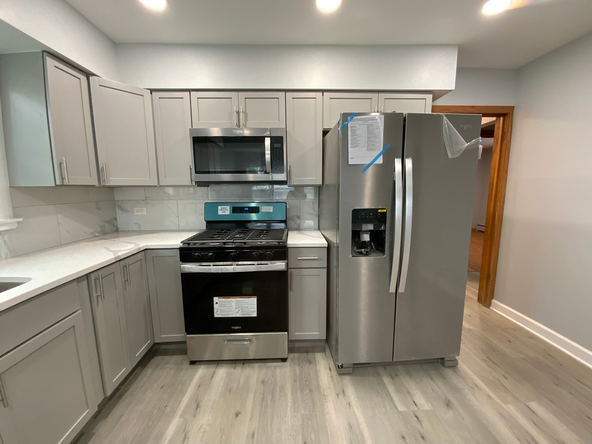 KITCHEN - 2228 W 71st St