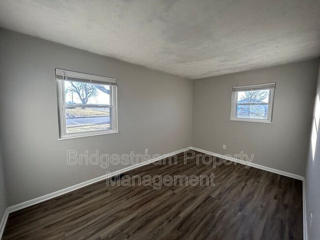 Building Photo - 1331 Arrowhead Trail