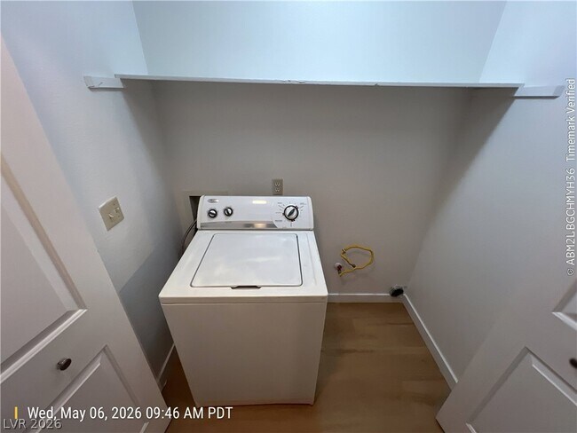 Building Photo - 2513 Lourdes Ave