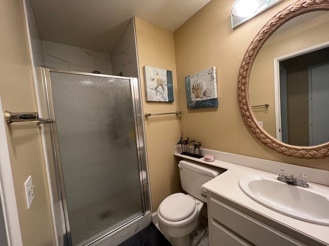 Building Photo - 5 Coldstream, 47