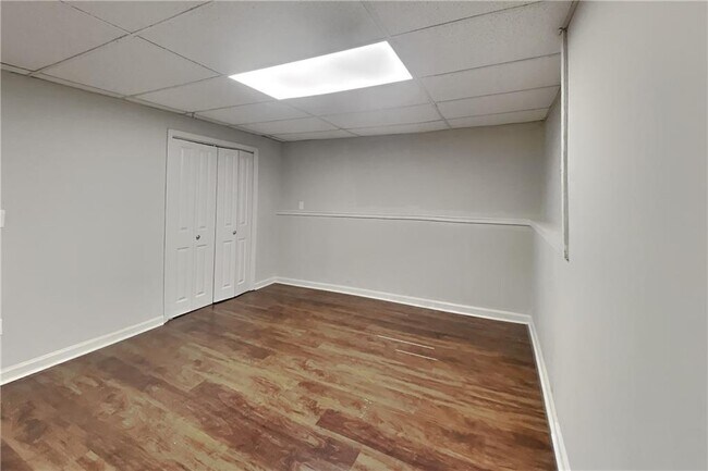 Building Photo - 2242 Josephine Ct