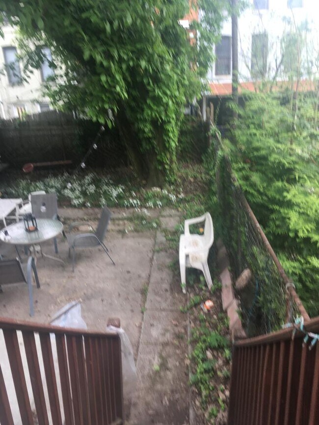 Primary Photo - 416 Bay Ridge Ave