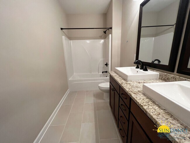 Building Photo - 2941 Chantry Cir