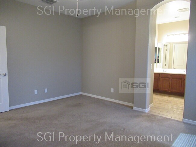 Building Photo - Stunning rental home in Ironwood Crossing!