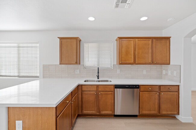 Building Photo - 3721 W Avenida Fria
