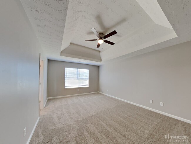 Building Photo - 315 Hazelhurst Dr
