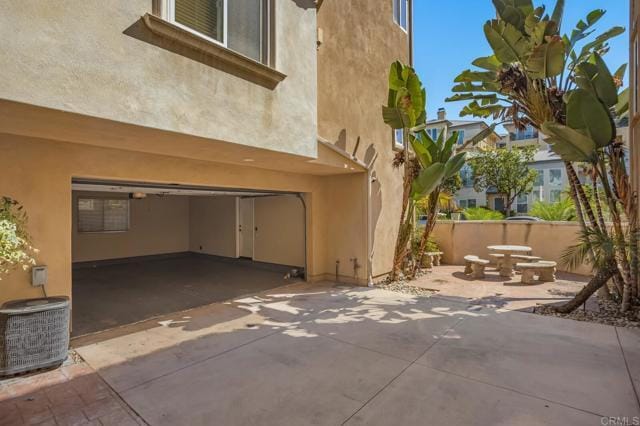 Building Photo - 4060 1st Ave.