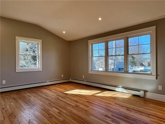 Building Photo - 45 Trout Dr