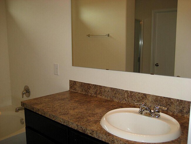 Building Photo - 21303 Beacon Springs Lane