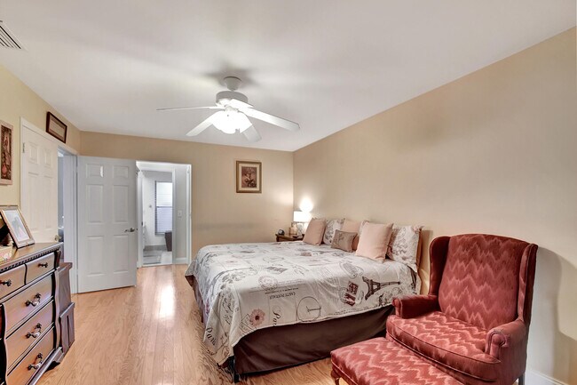 Building Photo - 5391 Alta Way