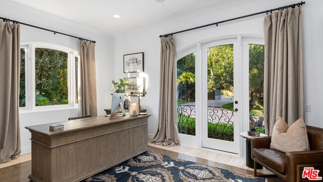 Building Photo - 6110 Merritt Dr