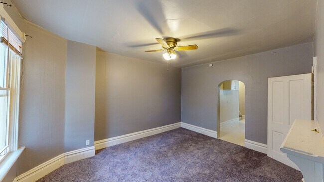 Building Photo - 301-303 Zeigler Ave
