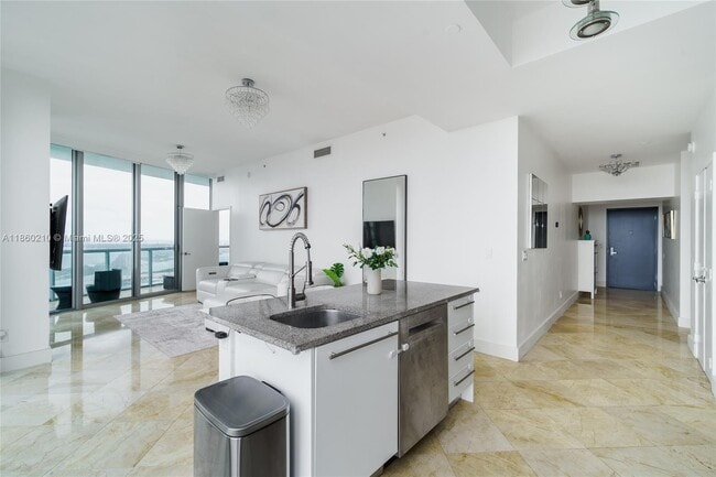 Building Photo - 888 Biscayne Blvd