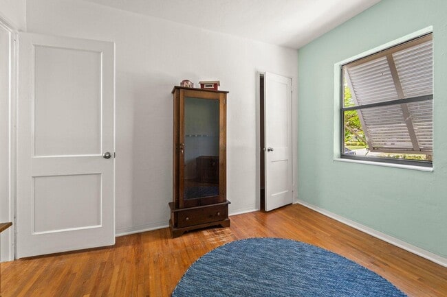 Building Photo - 306 Fernandina St