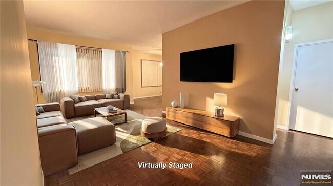 Building Photo - 326 Prospect Ave