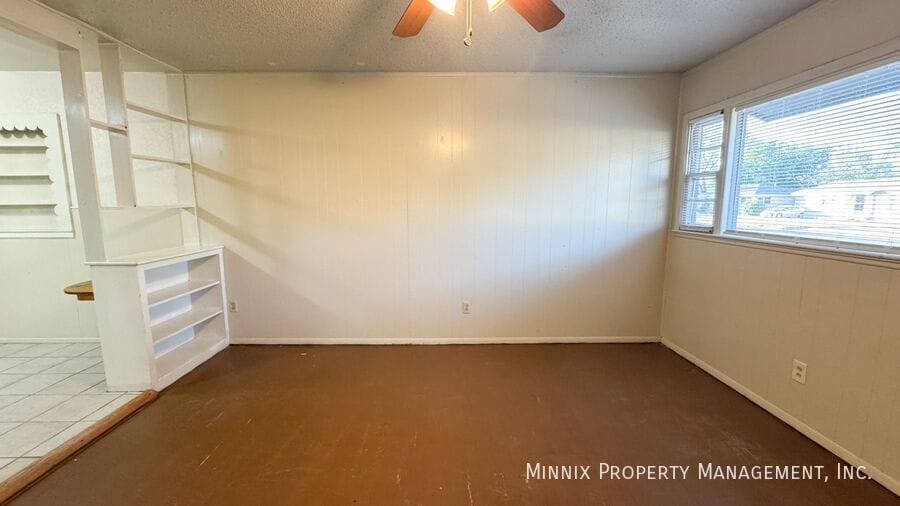 Building Photo - 4411 45th St