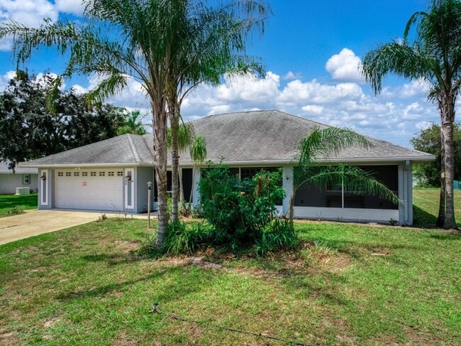 Building Photo - 260 Tangerine Rd