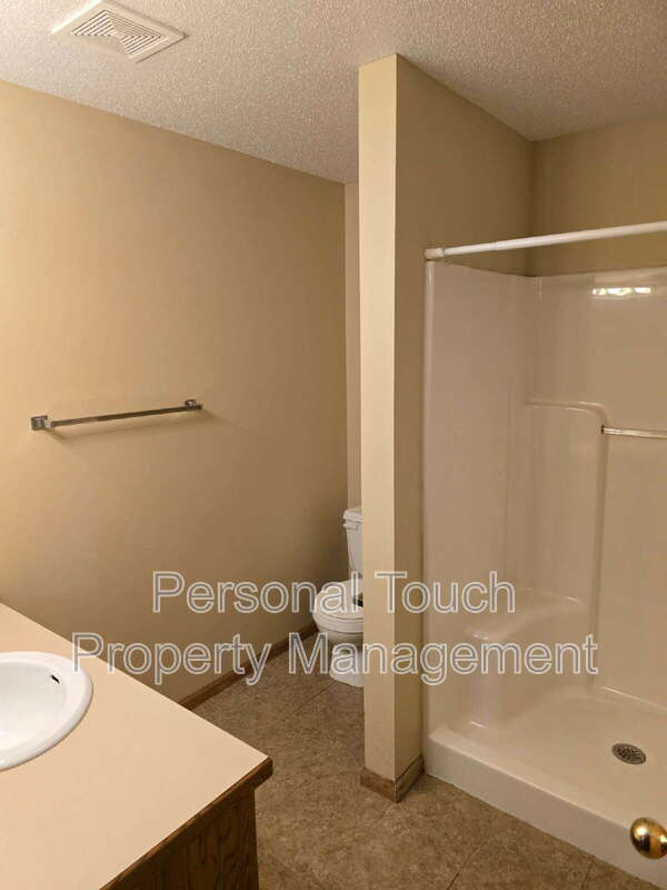 Building Photo - 3502 28th St SW