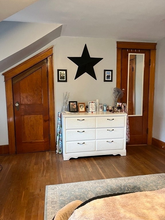 Building Photo - 144 Linwood St