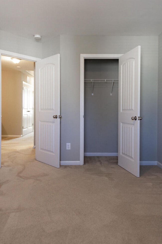 Building Photo - ** COMING SOON** Gorgeous Raleigh Townhome...