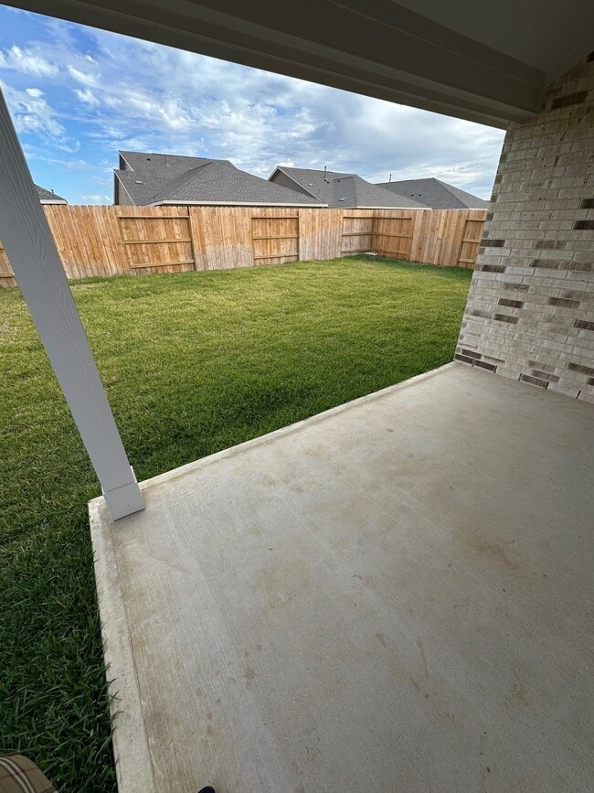 Building Photo - 16234 Rock Hollow Bend Ln