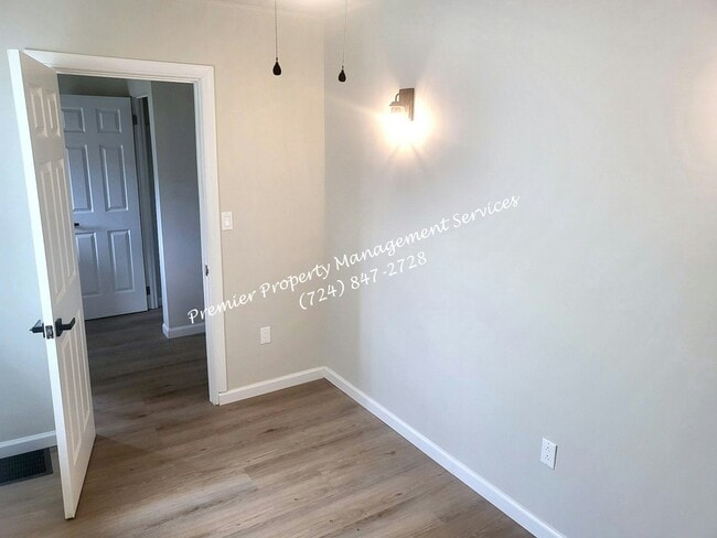 Building Photo - 1802 Duss Ave
