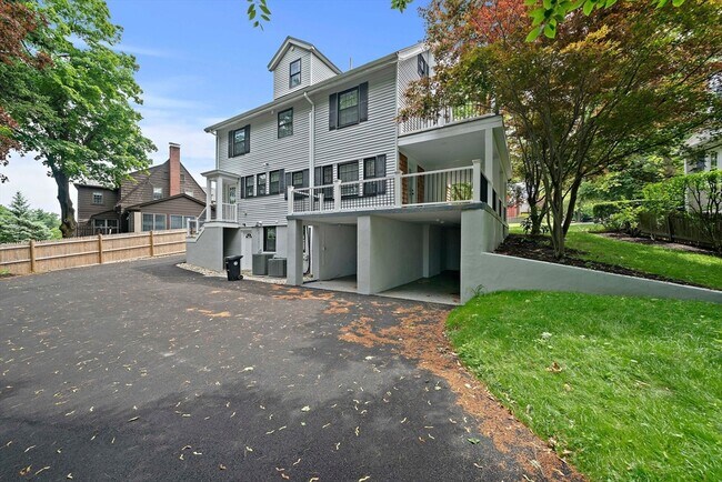 Building Photo - 37 Wolcott Rd