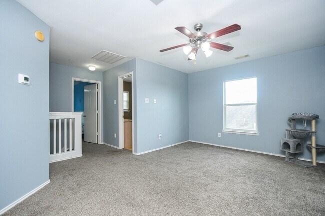 Building Photo - 20506 Lantern Springs Ln