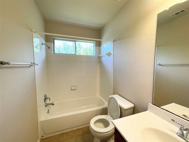 Building Photo - 13608 Pine Warbler Dr