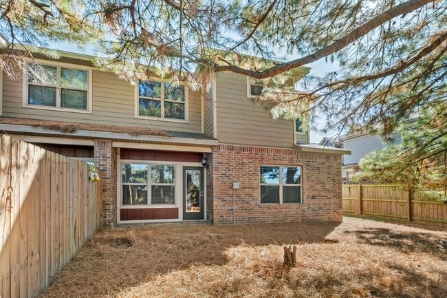 Building Photo - Rupple Meadows - 4 bed / 4 bathroom Coming In April